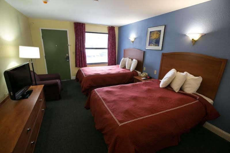 Days Inn by Wyndham Elmsford Eksteriør bilde